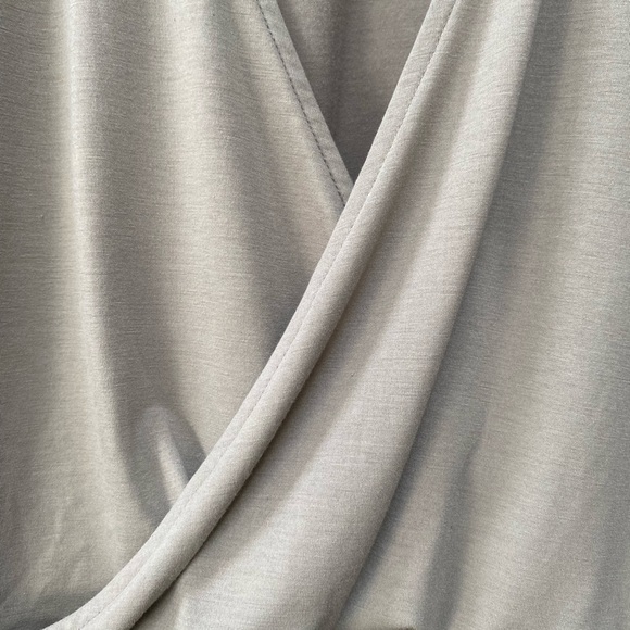 Open back draped long sleeve too - Picture 3 of 6